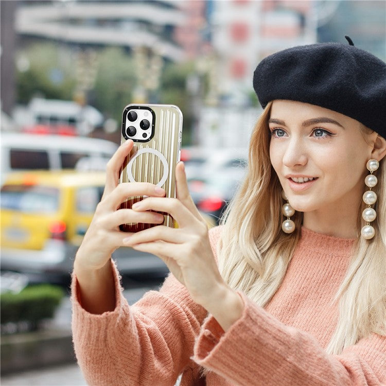 DUX DUCIS Gradient Case for iPhone 16 Pro