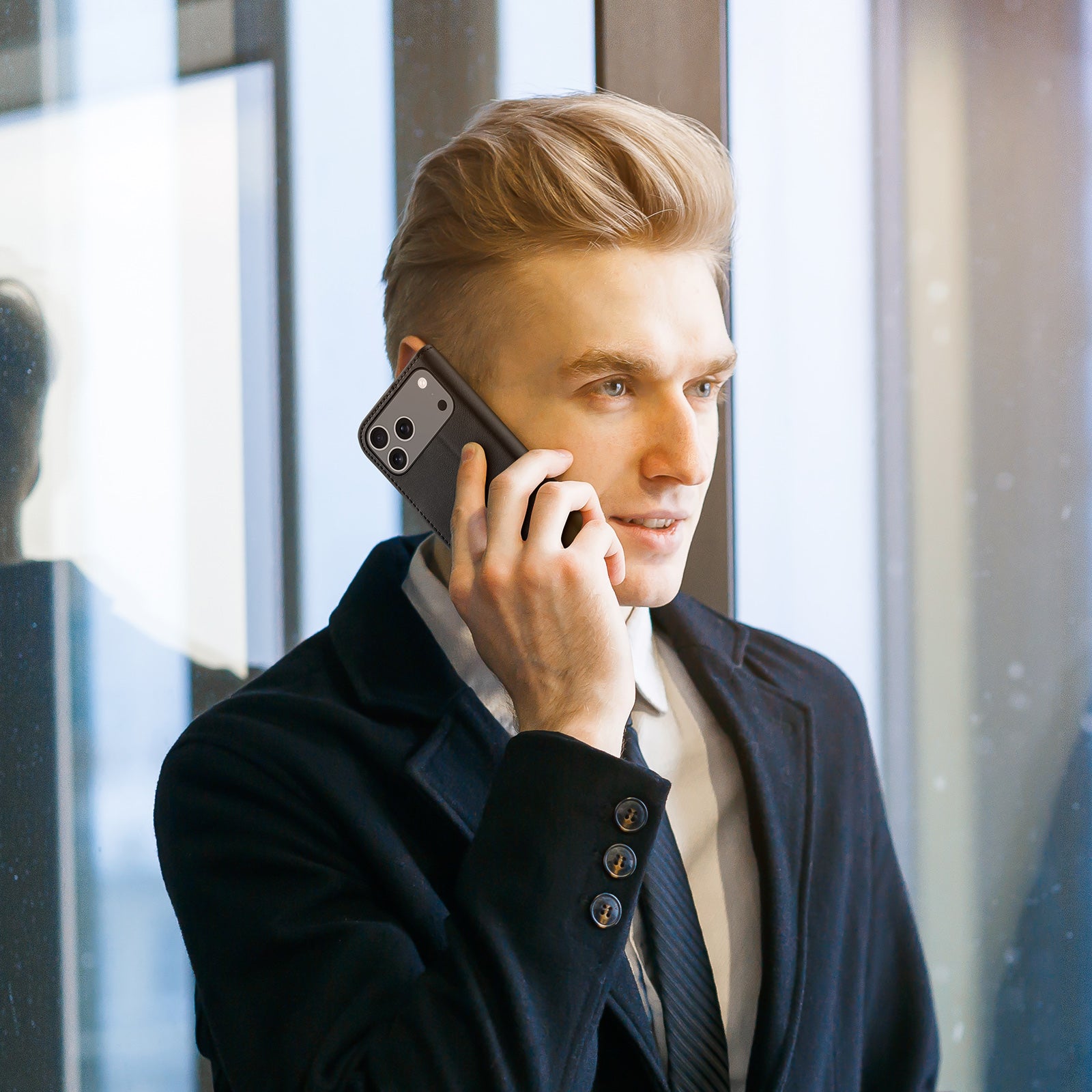 Capa Dux Ducis Hivo p/ iPhone 17 Pro Max - .