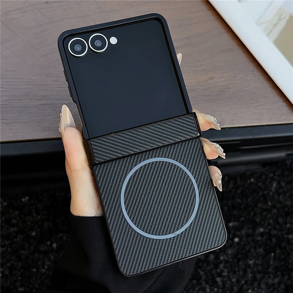 capa protetora textura carbono samsung z flip7