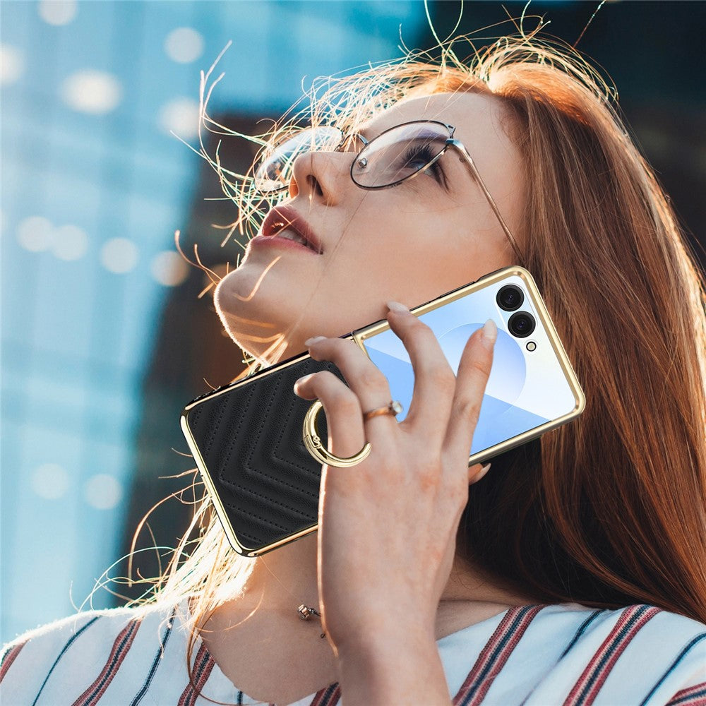 capa com suporte traseiro samsung z flip7