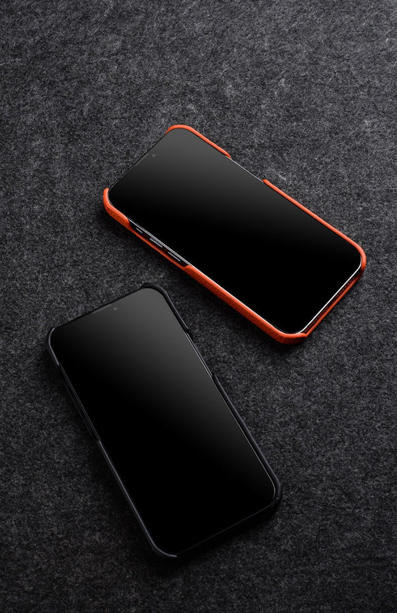 Capa em Pele para iPhone - Capas & Acessórios